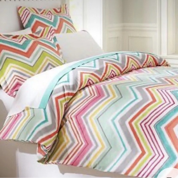 Pottery Barn Teen Colorful Bright Chevron Zig Zag Bedding Duvet Cover Full Queen - Picture 1 of 5